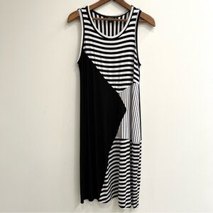 Comfy USA Black White Striped Abstract Sleeveless Asymmetrical Dress Size Small